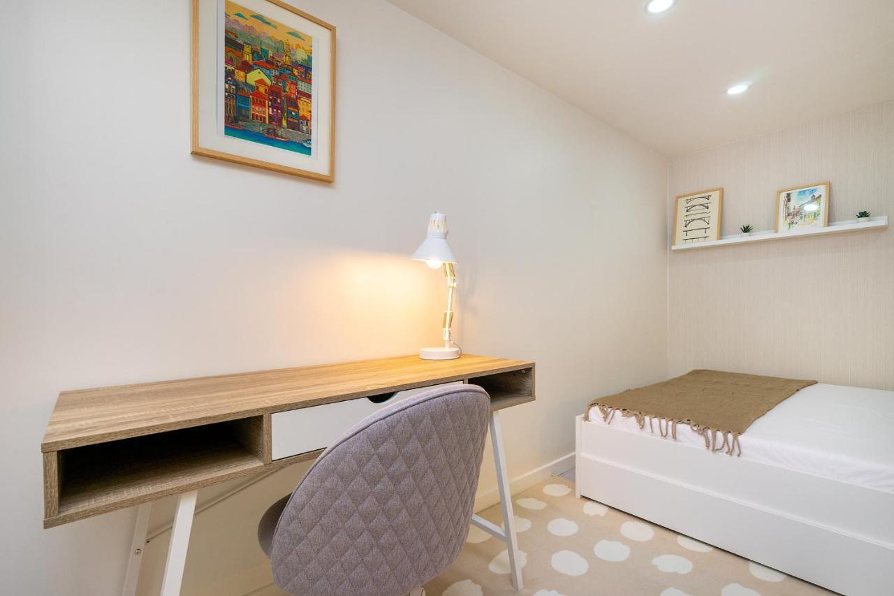 Whome Porto City Center Comfort & Stylishly Furnished Buitenkant foto